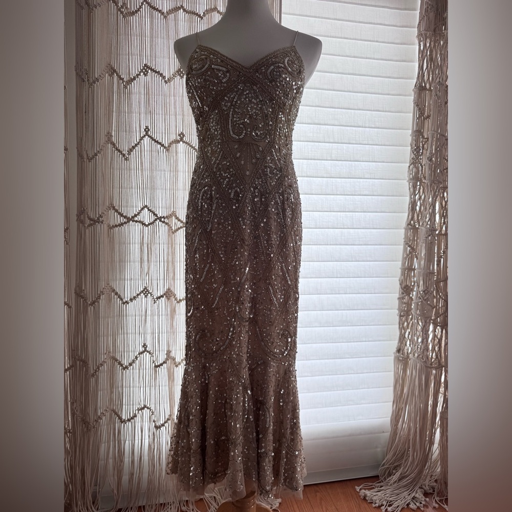 Aidan Mattox Beaded Sequin Gown Nude Champagne Mermaid Dress Size 4